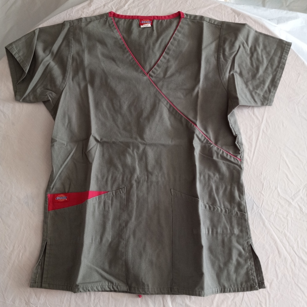 DICKIES Nursing Nurse's Scrubs Scrub Top XS